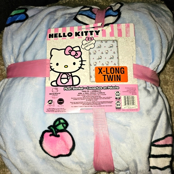 Hello Kitty Twin Xl School Books - Picture 1 of 2